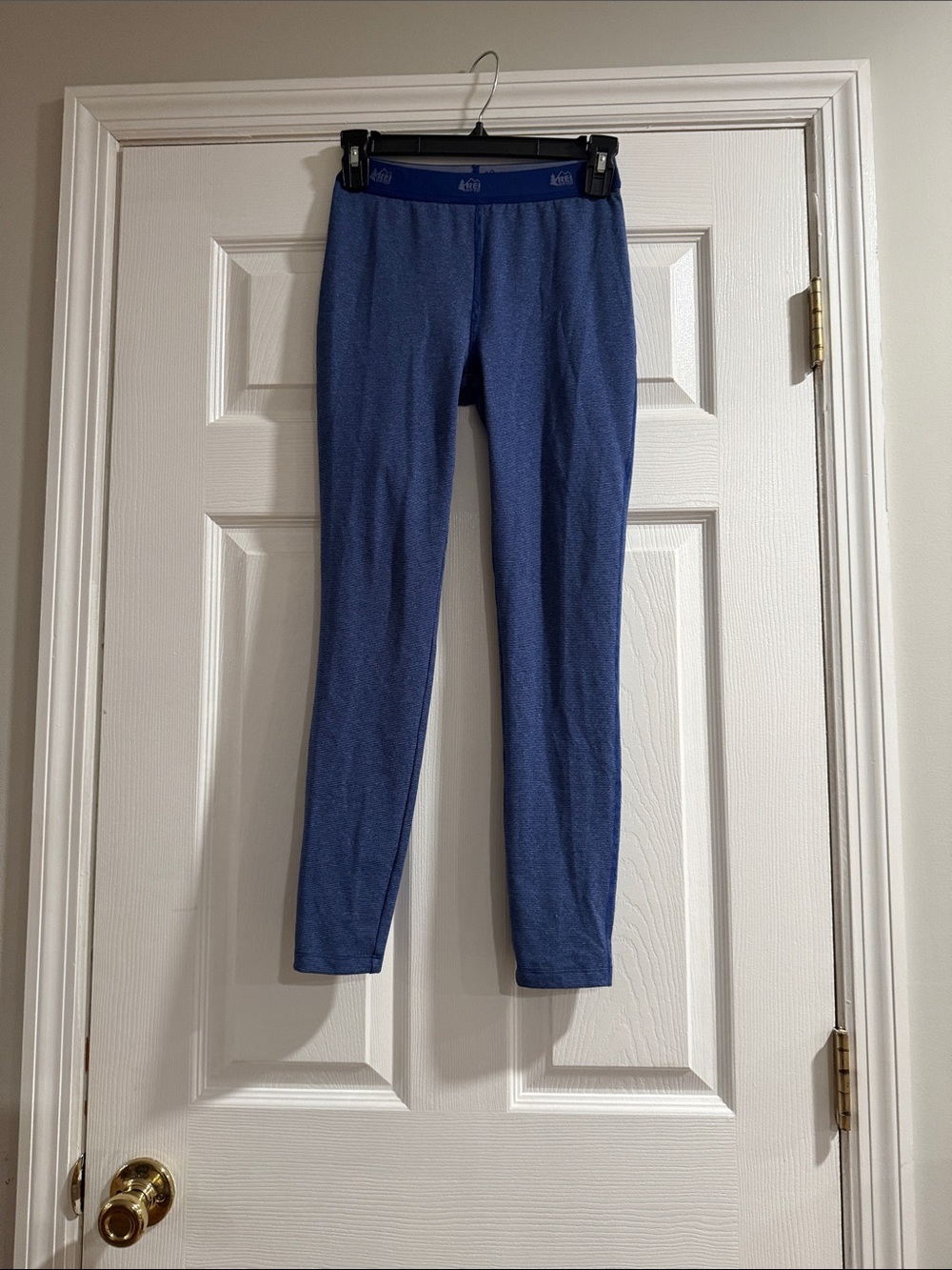 Boys medium 10-12 REI athletic leggings